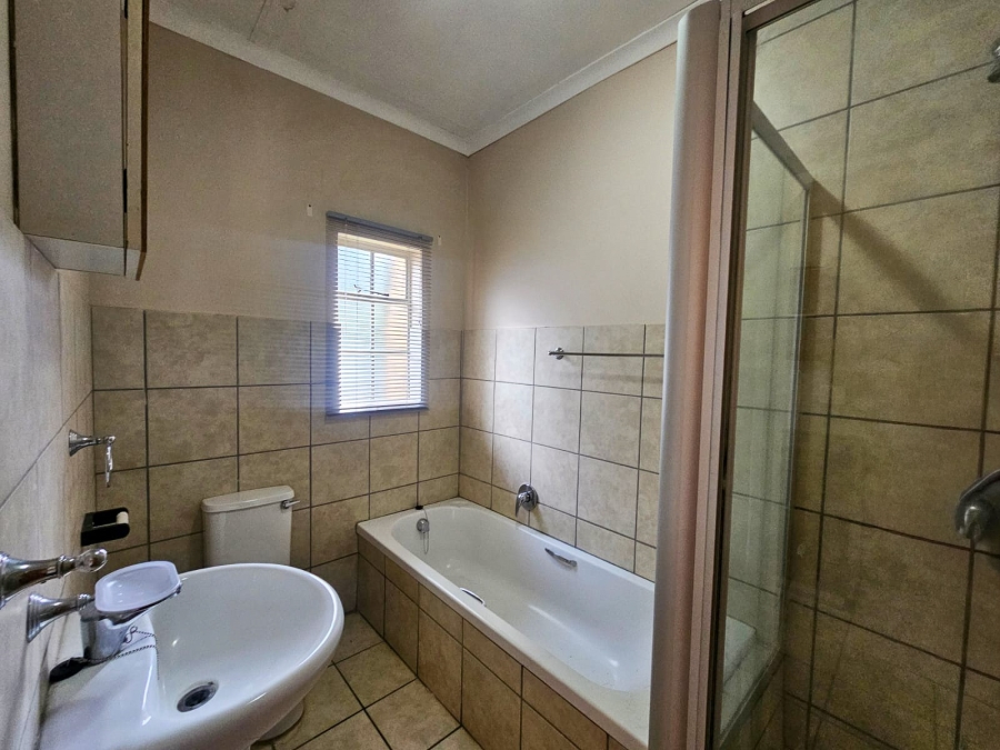2 Bedroom Property for Sale in Die Bult North West
